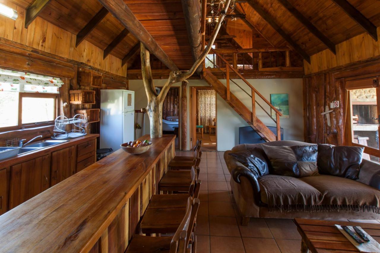 A Log Home At Buffalo Creek Buffeljagsrivier Exteriér fotografie